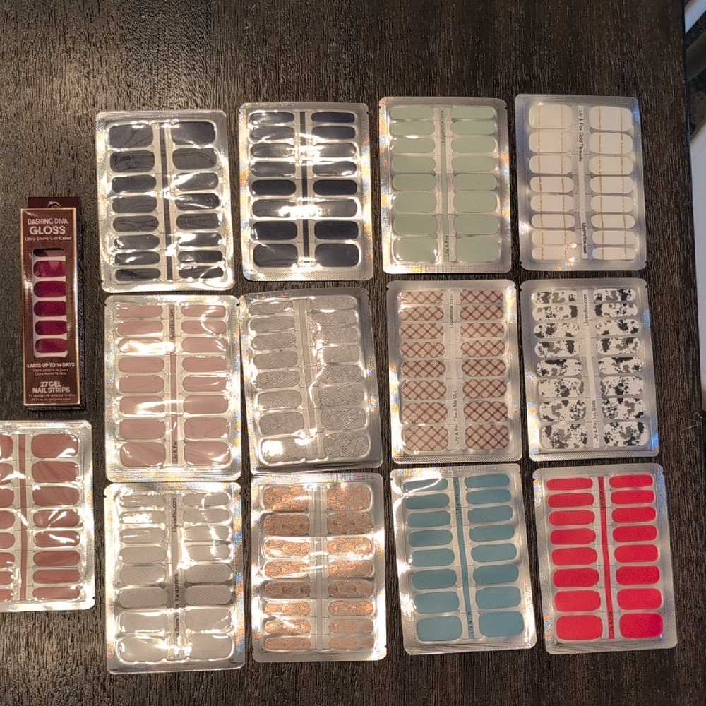 14 Nail Wraps Lily & Fox Dashing Diva